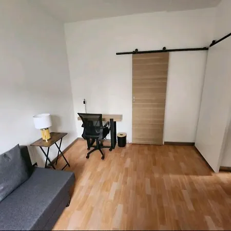 Tres Beau 2 Pieces A 400m De Paris